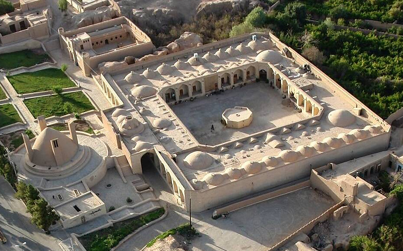 caravanserai of Shah Abbas in Meybod