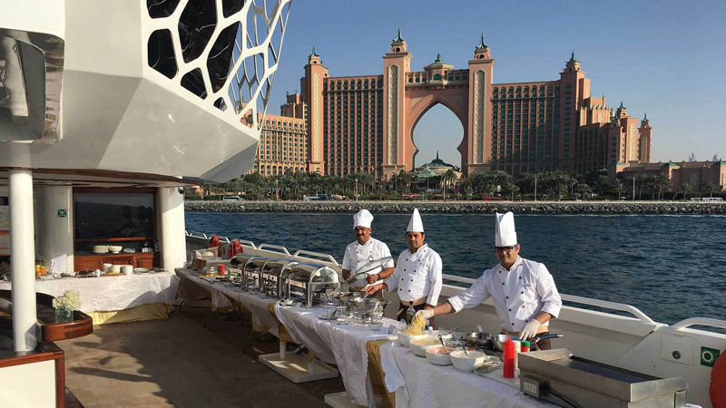 Yacht Party in Dubai
